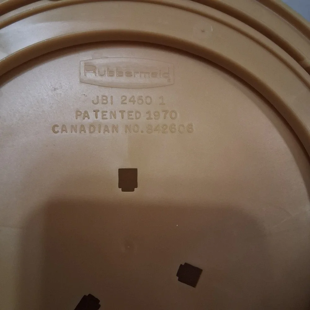 Base‎ Replacement Part Vtg Rubbermaid Lazy Susan Canister Carousel Harvest Gold